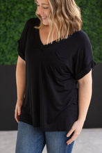 Load image into Gallery viewer, Sierra Pocket Tops - Black