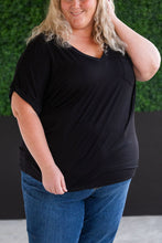 Load image into Gallery viewer, Sierra Pocket Tops - Black