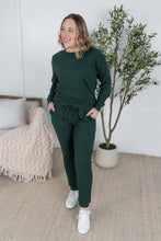 Load image into Gallery viewer, Corrine Ribbed Pullover Top - Hunter Green