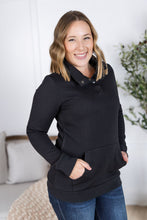 Load image into Gallery viewer, Whitley Waffle Snap Pullover - Black