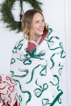Load image into Gallery viewer, Plush and Fuzzy Blanket - White and Green Ribbons