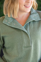 Load image into Gallery viewer, Jesse Vintage Wash Snap Pullover - Olive