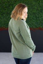 Load image into Gallery viewer, Jesse Vintage Wash Snap Pullover - Olive