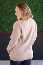 Load image into Gallery viewer, Jesse Vintage Wash Snap Pullover - Tan