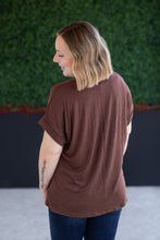 Load image into Gallery viewer, Sierra Pocket Top - Brown