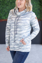 Load image into Gallery viewer, Soft Funnel Neck - Camo