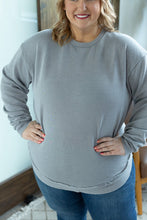 Load image into Gallery viewer, Vintage Wash Pullover - Light Grey