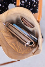 Load image into Gallery viewer, Zipper Bucket Bag - Tan