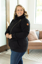 Load image into Gallery viewer, Quinn ZipUp Cowl - Black