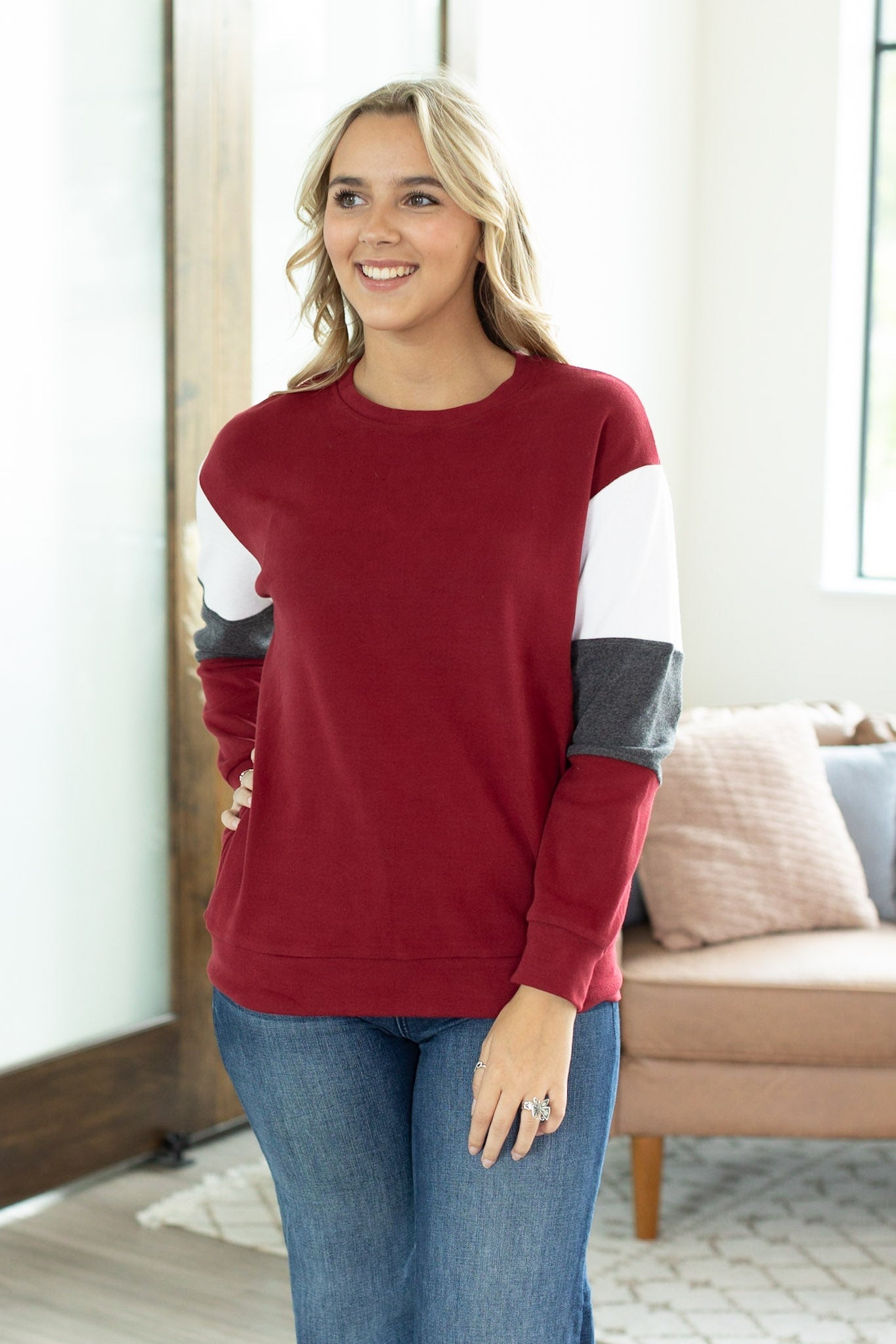 Varsity Pullover - Burgundy