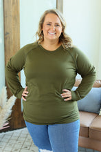 Load image into Gallery viewer, Kayla Lightweight Pullover - Olive