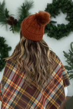 Load image into Gallery viewer, Bella Braid Beanie - Rust