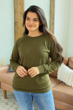 Load image into Gallery viewer, Kayla Lightweight Pullover - Olive