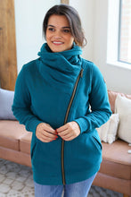 Load image into Gallery viewer, Quinn ZipUp Cowl - Teal