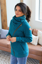 Load image into Gallery viewer, Quinn ZipUp Cowl - Teal