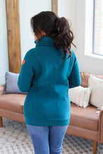 Load image into Gallery viewer, Quinn ZipUp Cowl - Teal