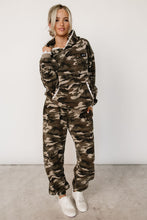 Load image into Gallery viewer, Comfort Zone Joggers - Camo Lace