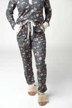 Load image into Gallery viewer, Cozy Pajama Set - Wildflower Meadow