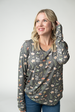 Load image into Gallery viewer, Larissa Long Sleeve - Wildflower Meadow