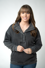 Load image into Gallery viewer, IN STOCK Jesse Vintage Wash Snap Pullover - Black