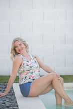 Load image into Gallery viewer, Noelle Tank - Flamingos