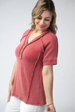 Load image into Gallery viewer, Juliette Button Top - Red