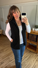 Load image into Gallery viewer, Heather Geometric Hooded Vest - Black