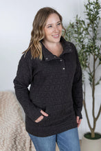 Load image into Gallery viewer, Geometric Button Snap Pullover - Black
