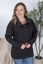 Load image into Gallery viewer, Geometric Button Snap Pullover - Black