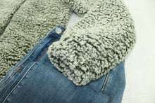 Load image into Gallery viewer, Two Tone Fullzip Sherpa - Olive and White