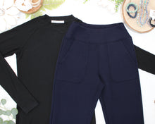 Load image into Gallery viewer, Luxe Ankle Bottoms- Navy