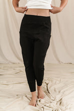 Load image into Gallery viewer, Level Up Joggers- Black