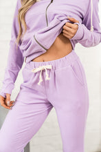 Load image into Gallery viewer, Performance Fleece Joggers- Wisteria