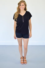 Load image into Gallery viewer, Classic Zipper Tee | Black