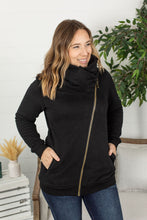 Load image into Gallery viewer, Quinn ZipUp Cowl - Black