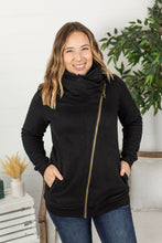 Load image into Gallery viewer, Quinn ZipUp Cowl - Black