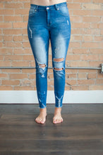 Load image into Gallery viewer, Skinny Jeans | Dark Wash