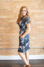 Load image into Gallery viewer, Floral Dress with Sleeves