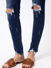 Load image into Gallery viewer, Kan Can- Emma Distressed Skinny Jeans