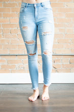 Load image into Gallery viewer, Skinny Jeans | Light Wash