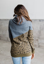 Load image into Gallery viewer, Feline Good Singlehood Sweatshirt