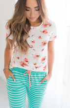 Load image into Gallery viewer, White Poppy Tee
