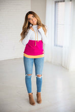 Load image into Gallery viewer, Daisy Cowlneck