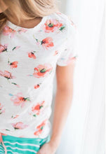 Load image into Gallery viewer, White Poppy Tee