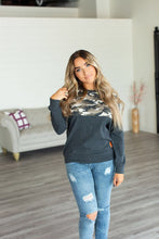 Load image into Gallery viewer, Camo Accent Pullover