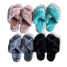 Load image into Gallery viewer, Ultra Fuzzy Solid Color House Shoes