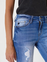 Load image into Gallery viewer, Kan Can- Delilah Distressed Super Skinny Jeans