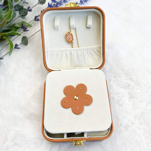 Molly Square Jewelry Box