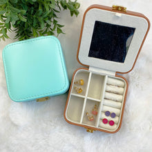 Load image into Gallery viewer, Molly Square Jewelry Box