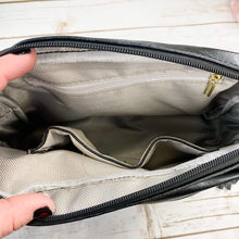 Load image into Gallery viewer, Caroline Crossbody Bag